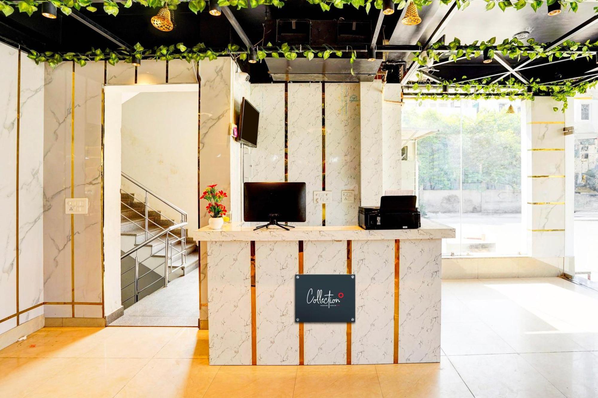 Collection O Apple Tree Hotel Noida Exterior photo